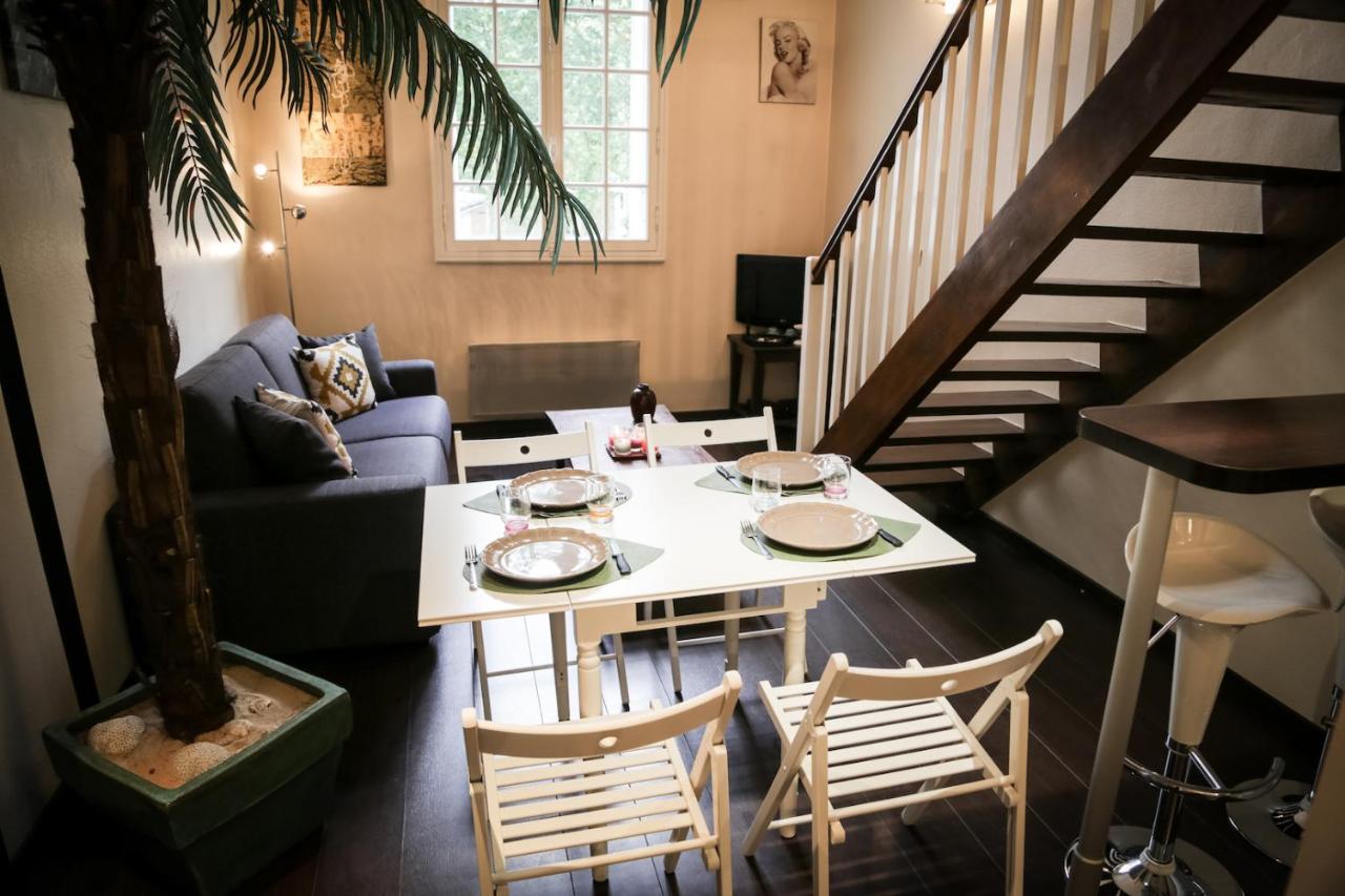Le Safari Apartment Versailles Exterior photo